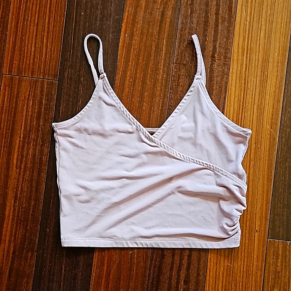 H&M Tops - H&M Crop Top